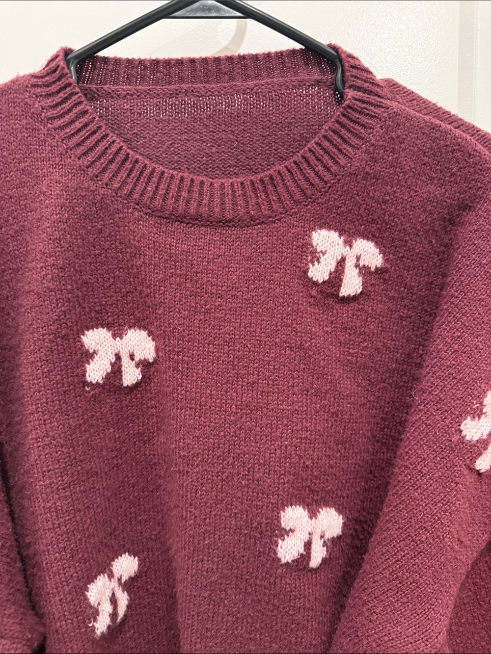 SHEIN Maroon Knit Sweater with White Bow Accents - Picture 3 of 4